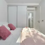 Brand New S & U Apartamento