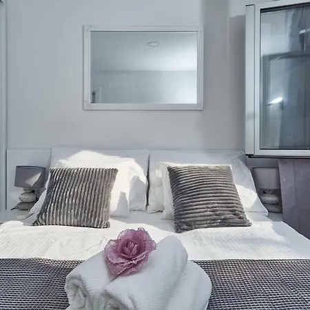 Brand New S & U Apartamento Dubrovnik